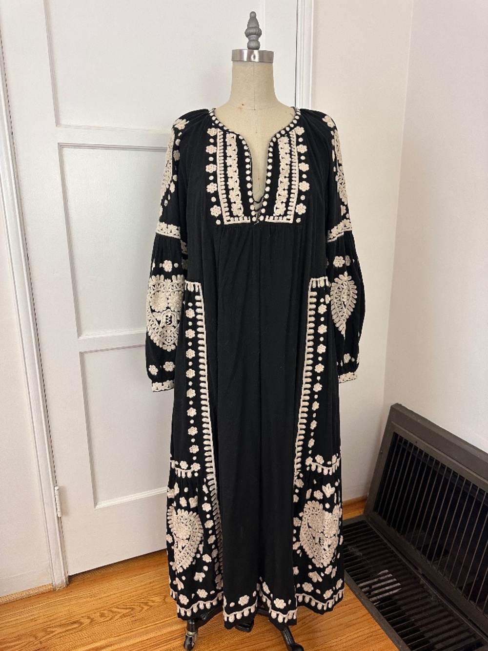Sea embroidered cotton and linen dress